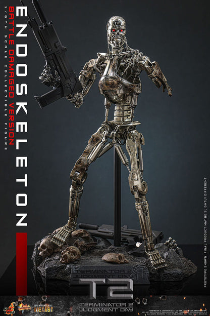 Terminator 2: Judgement: Endoskeleton (Battle Damaged Ver.): 1/6th Scale Action Figure - Hot Toys Action Figure