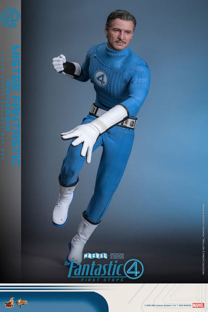The Fantastic Four: First Steps: Mr Fantastic & H.E.R.B.I.E: 1/6th - Hot Toys Action Figures