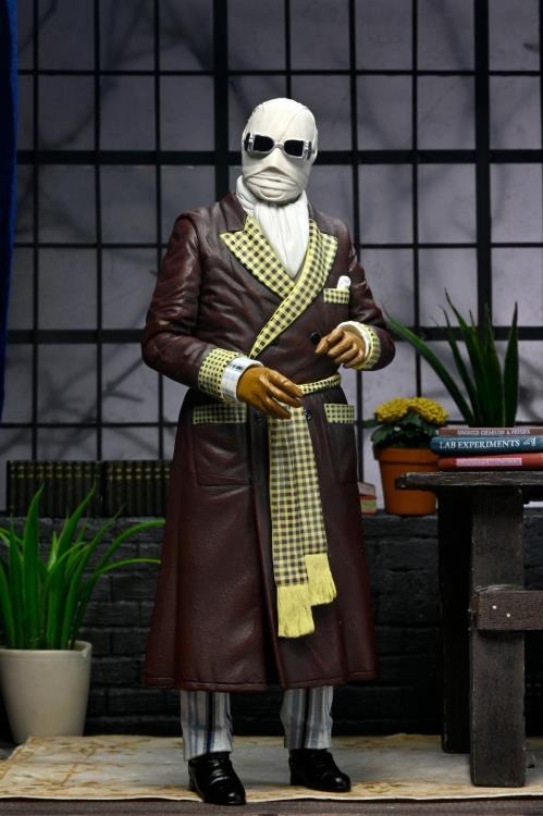 Universal Monsters: Invisible Man "Kemp House" (Colour Ver): Ultimate 7" Action Figure Neca