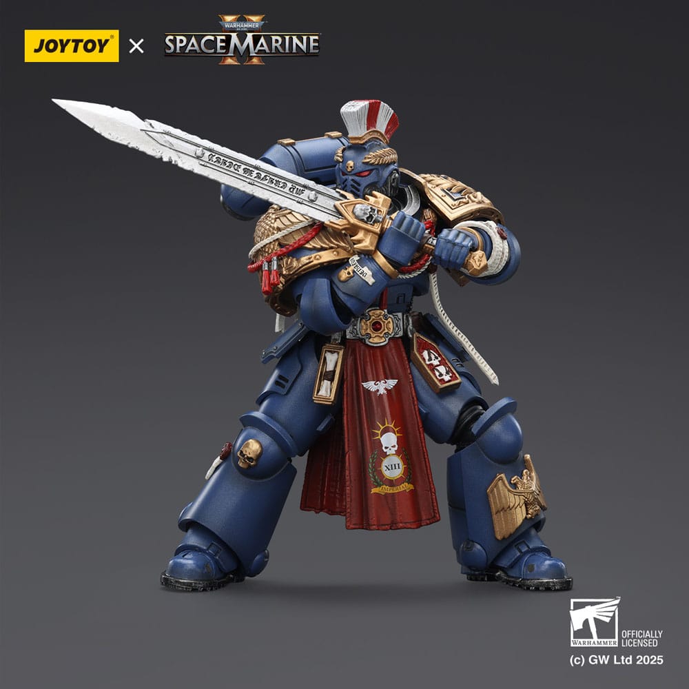 Warhammer 40,000: Space Marine 2 Action Figure Ultramarines Relic Primus Armour with Plasma Pistol and Combat Blade - Joy Toy Action Figures