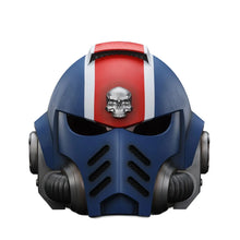 Warhammer 40K: Space Marine II: Ultramarines: Lieutenant Titus wearable helmet: Joy Toy - Joy Toy Action Figure