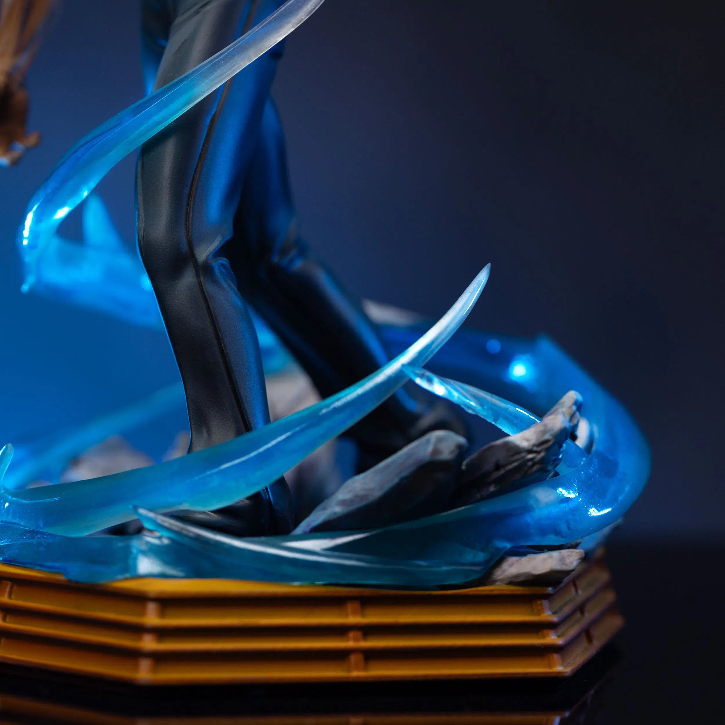 Yu Yu Hakusho: Younger Toguro: 1/10 Art Scale: Limited Edition Statue Iron Studios