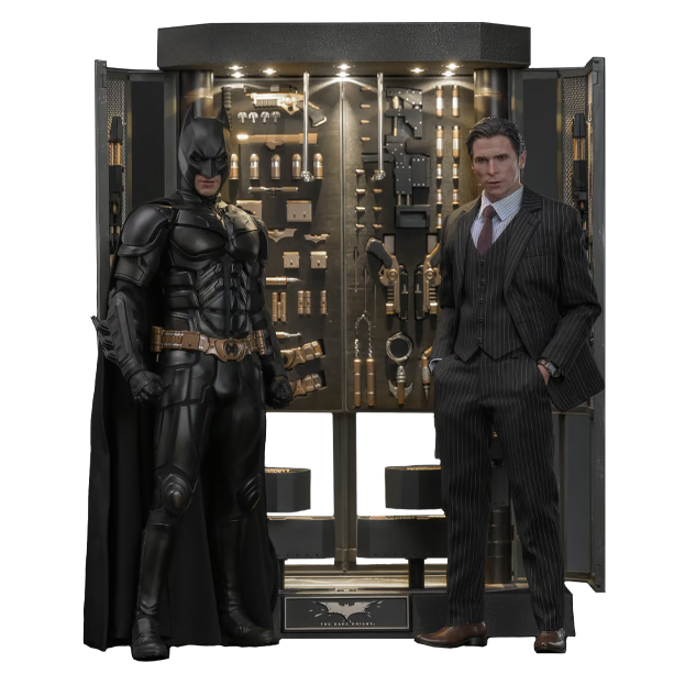 Batman: The Dark Knight: Armory With Bruce Wayne & Batman: 2.0: Hot Toys