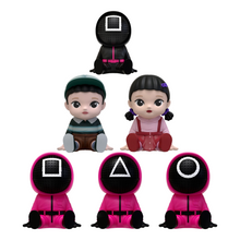 Squid Game: Squid Game: Palm-Sized Vinyl Piggy Banks: Boxed Set of 6 Figures