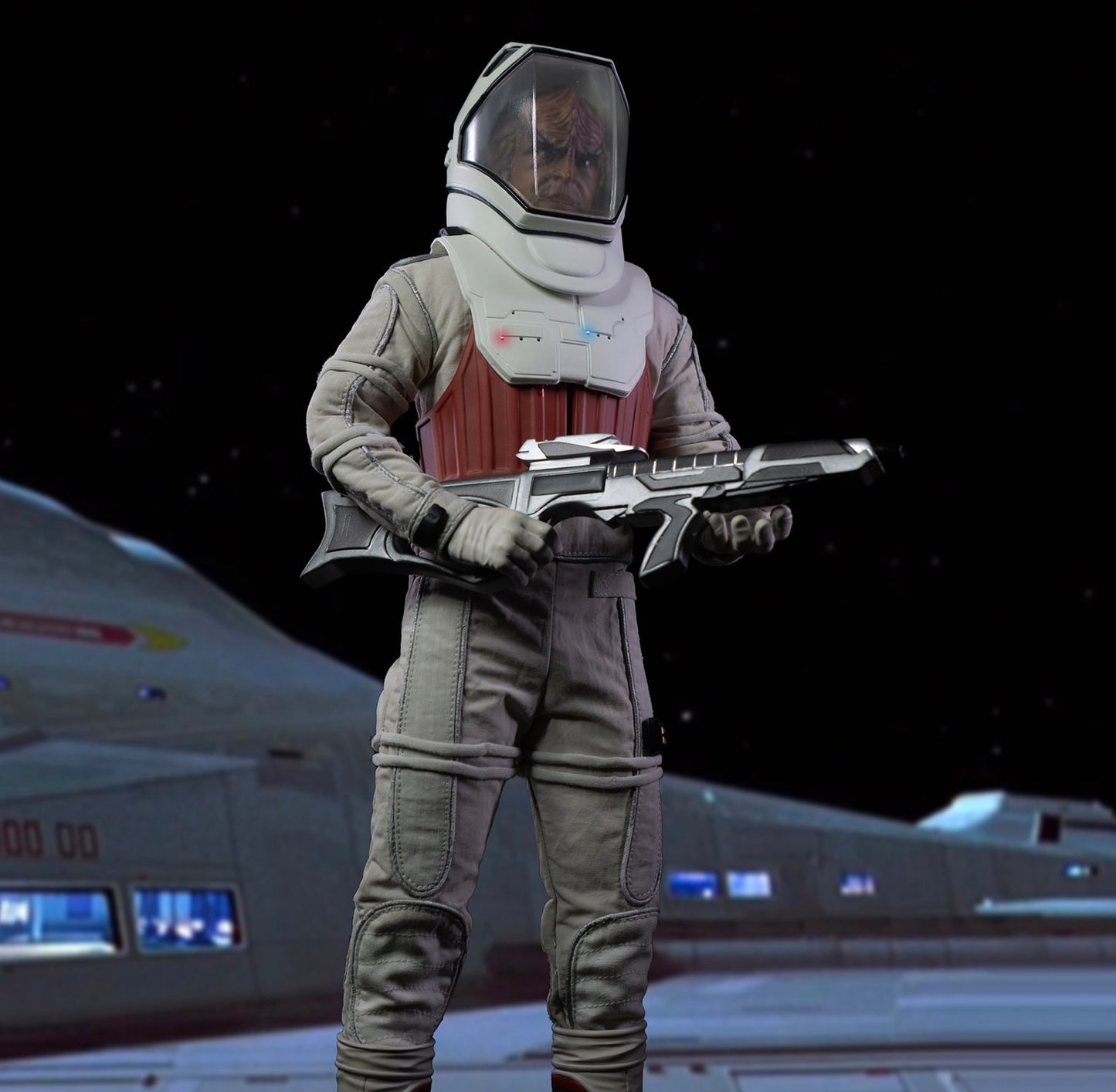 Star Trek: First Contact: Lt. Commander Worf in EVA Suit: 1/6 Scale Figure