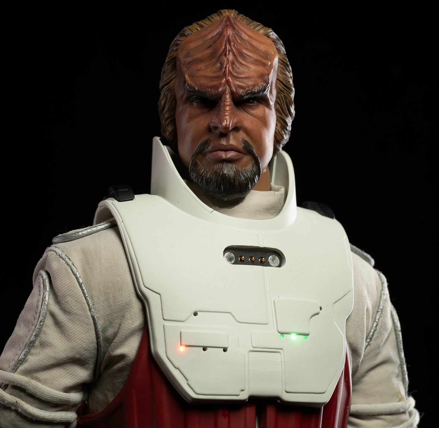 Star Trek: First Contact: Lt. Commander Worf in EVA Suit: 1/6 Scale Figure