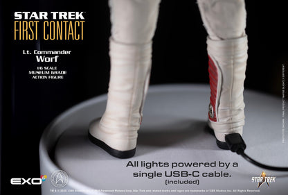 Star Trek: First Contact: Lt. Commander Worf in EVA Suit: 1/6 Scale Figure