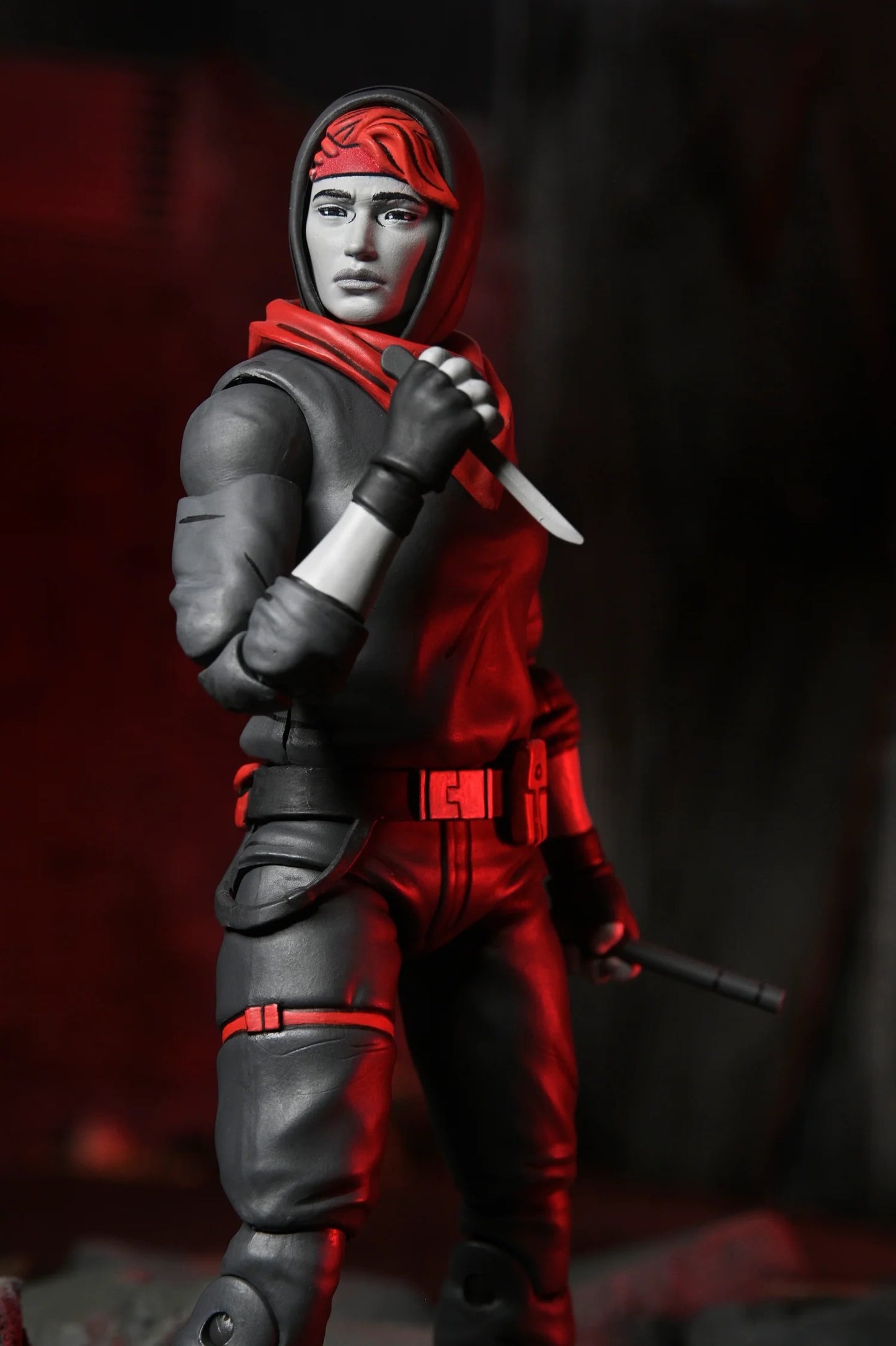 Teenage Mutant Ninja Turtles: The Last Ronin - The Lost Years April (Nightwatcher): 7 Inch: Action Figure