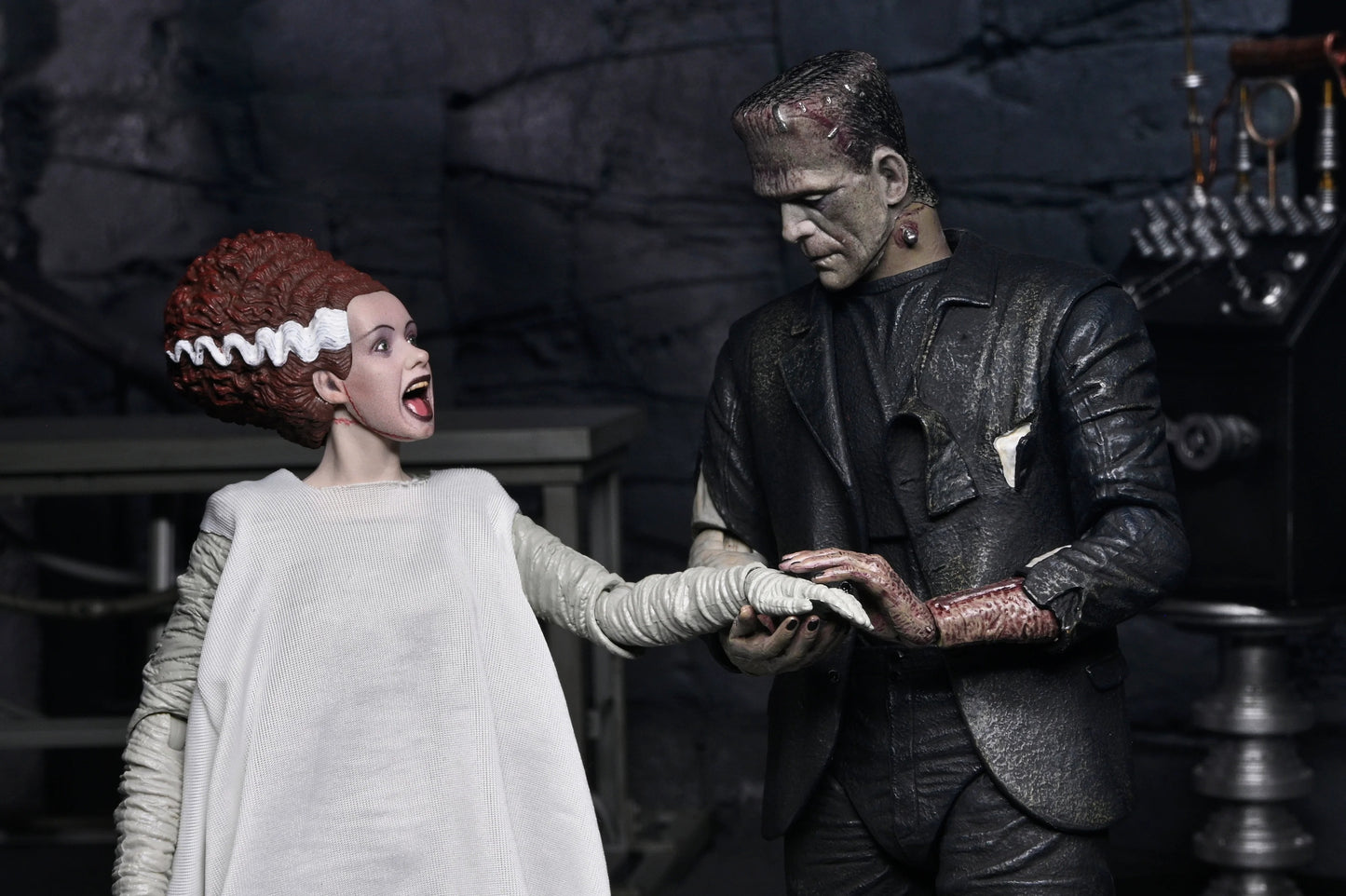 Universal Monsters: Bride Of Frankenstein & His Mate (Colour Version): 7" Action Figure 2 Pack