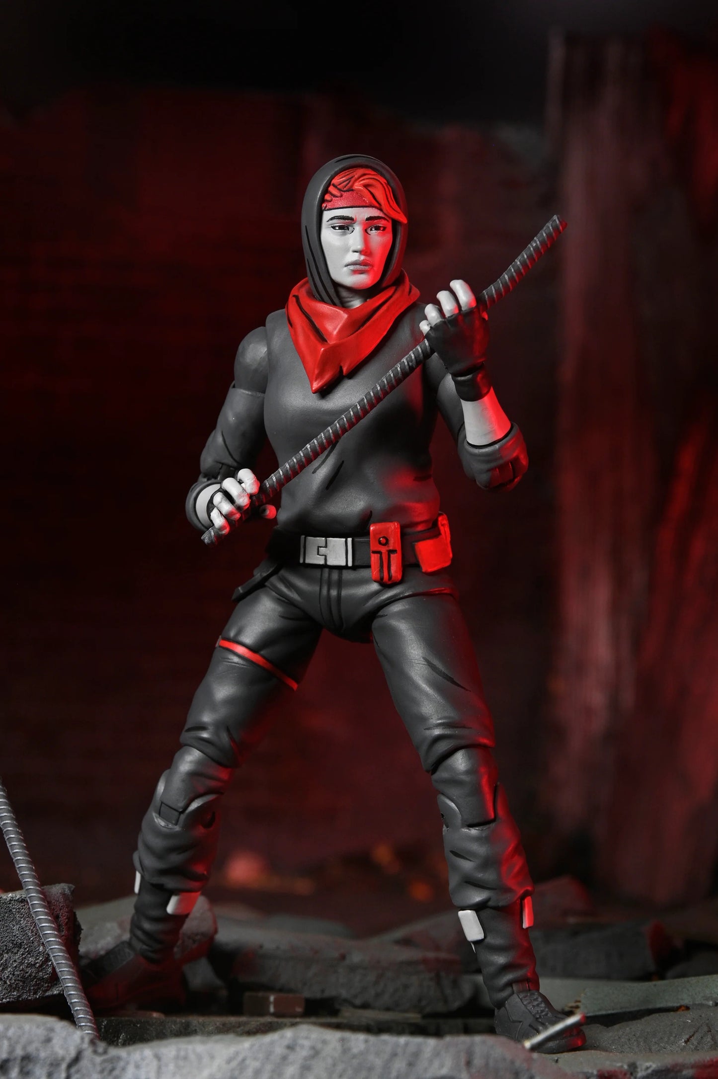 Teenage Mutant Ninja Turtles: The Last Ronin - The Lost Years April (Nightwatcher): 7 Inch: Action Figure