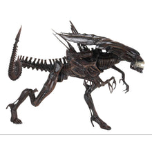 Alien Resurrection: Alien Queen: Ultra Deluxe 15 Inch: Action Figure
