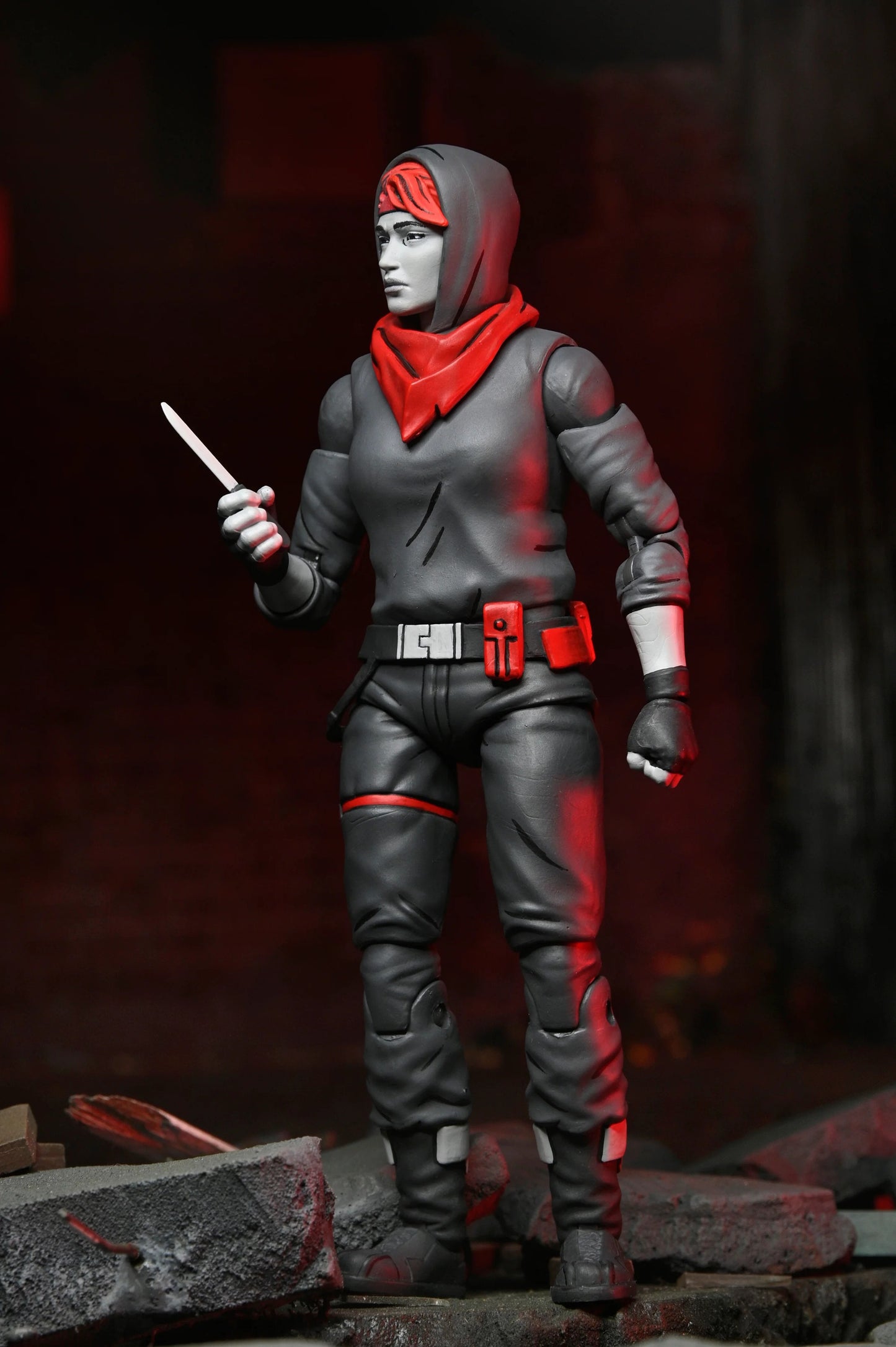 Teenage Mutant Ninja Turtles: The Last Ronin - The Lost Years April (Nightwatcher): 7 Inch: Action Figure