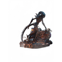 Alien: Romulus Museum Masterline XL Statue 1/3 Scorched Xenomorph Deluxe Version 98 cm - Prime 1 Studio Statues