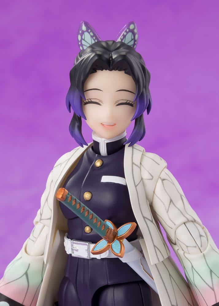 Demon Slayer: Kimetsu no Yaiba S.H.Figuarts Action Figure Shinobu Kocho 13 cm - Bandai Tamashii Nations Action figures