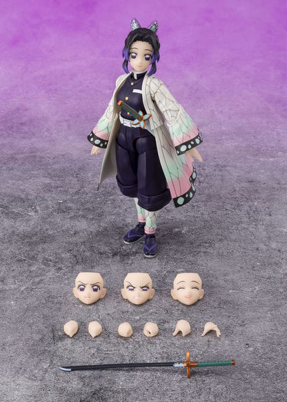 Demon Slayer: Kimetsu no Yaiba S.H.Figuarts Action Figure Shinobu Kocho 13 cm - Bandai Tamashii Nations Action figures