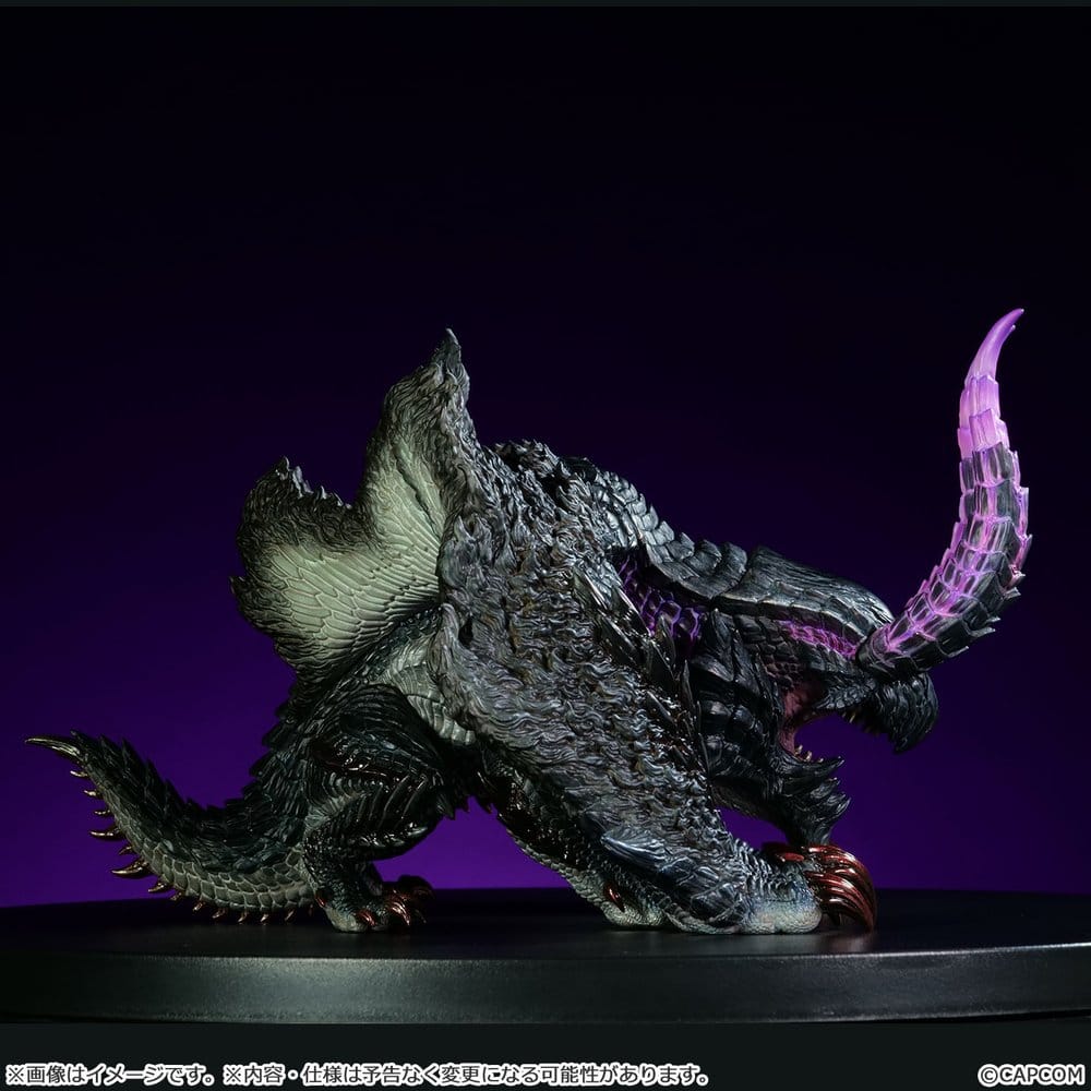 Monster Hunter Vinyl Figure Gore Magala - Capcom Statues