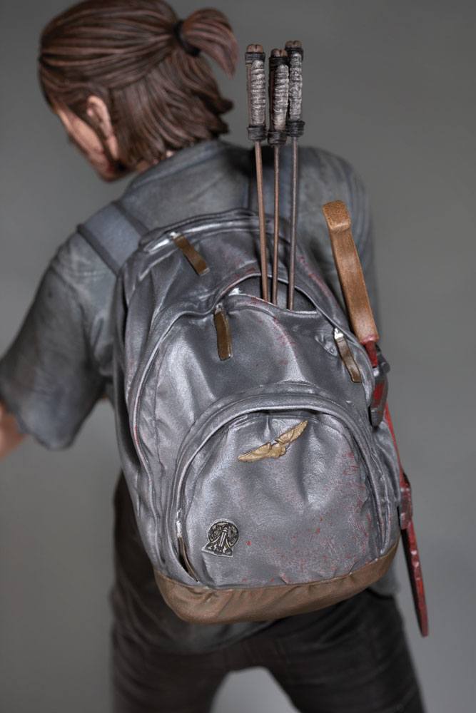 Dark Horse The Last of Us Part II PVC Statue Ellie with Bow 20 cm