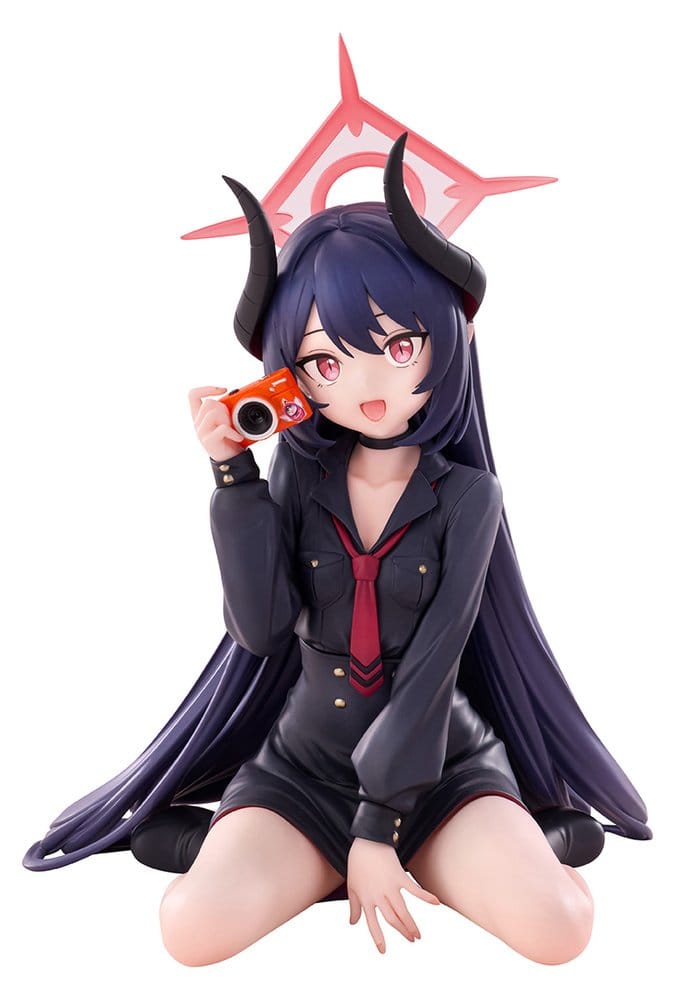 Blue Archive F:NEX PVC Figure 1/7 Chiaki Memorial lobby Ver. 38 cm - Furyu Statues