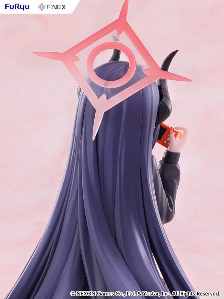 Blue Archive F:NEX PVC Figure 1/7 Chiaki Memorial lobby Ver. 38 cm - Furyu Statues