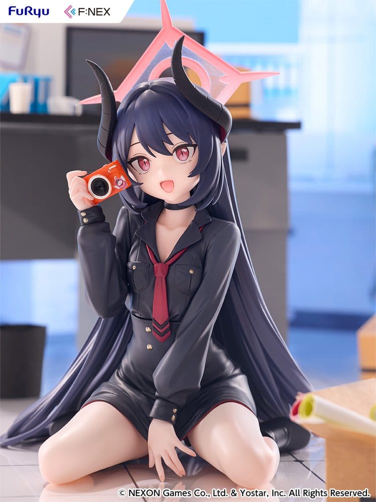 Blue Archive F:NEX PVC Figure 1/7 Chiaki Memorial lobby Ver. 38 cm - Furyu Statues