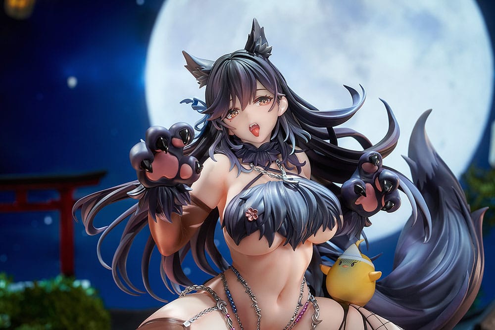 Azur Lane PVC Statue 1/7 Atago: Full Moon's Feral Wolf Ver. 24 cm - Good Smile Company Statues