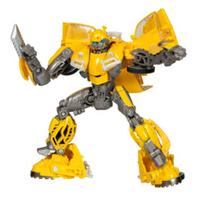 Transformers: Bumblebee Generations Studio Series Deluxe Class Action Figure Bumblebee 11 cm - Hasbro Action Figures
