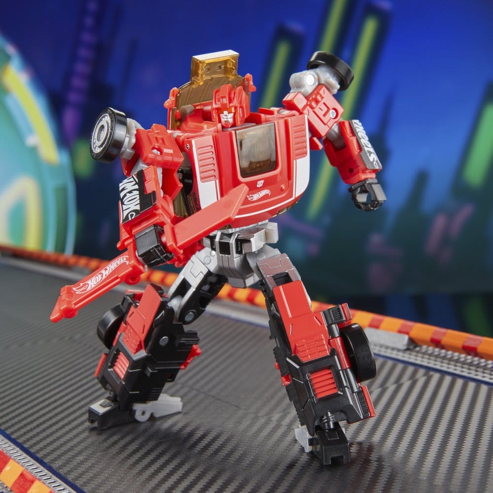Transformers x Hot Wheels Collaborative Deluxe Class Action Figure GT-Scorcher 13 cm - Hasbro Action Figures