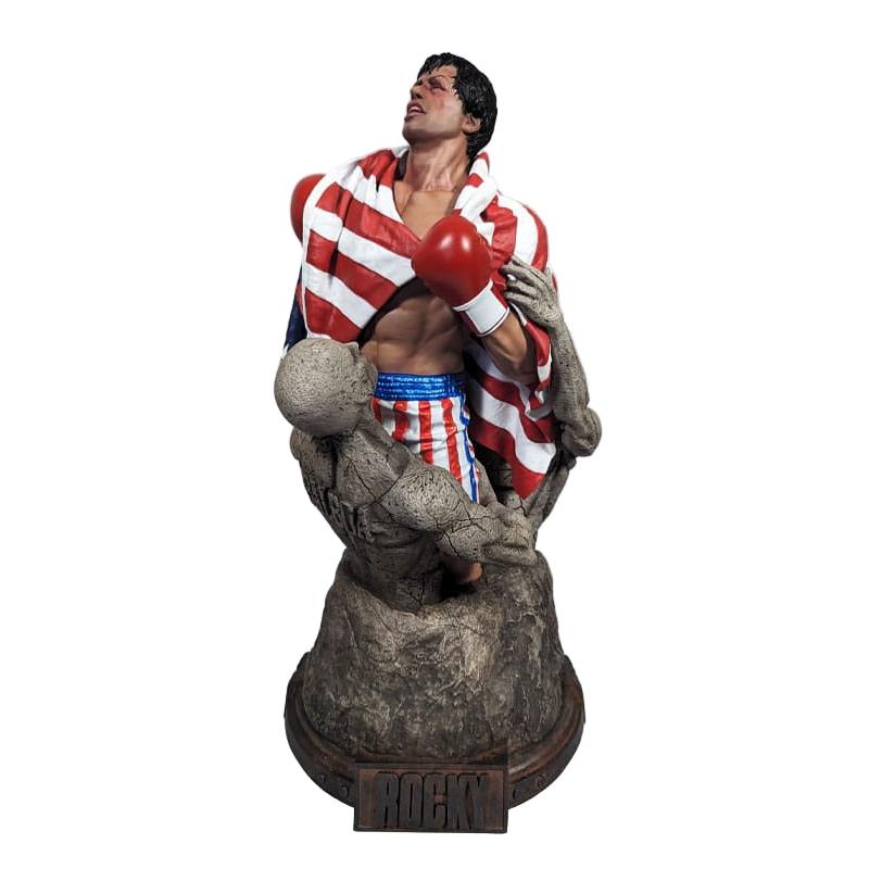 Rocky IV: Rocky Balboa: 1/4 Statue - Hollywood Collectibles Group Statues