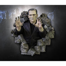 Frankenstein Wall Mount 1/1 Boris Karloff as Frankenstein's Monster 94 x 94 cm - Hollywood Collectibles Group Decoration