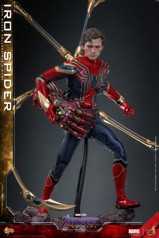 Avengers: Endgame: Iron Spider: 1/6 Scale Action Figure - Hot Toys Action figures
