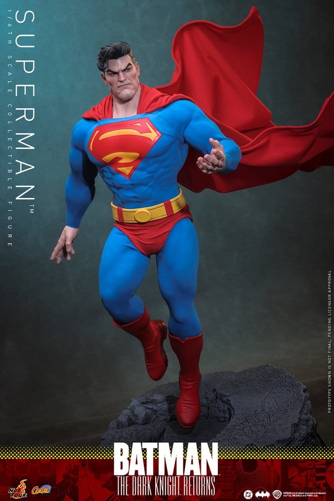 Batman: The Dark Knight Returns Comic Masterpiece Action Figure 1/6 Superman 34 cm