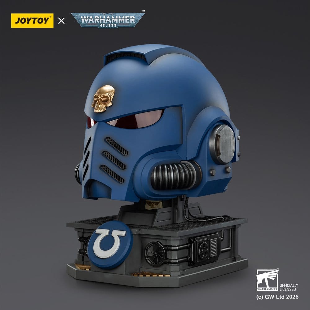 Warhammer 40,000 Captain MkX Helmet & Display Stand Ultramarines 44 cm - Joy Toy Replicas
