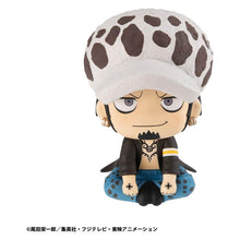 One Piece Look Up PVC Statue Trafalgar Law 11 cm - Megahouse Statues