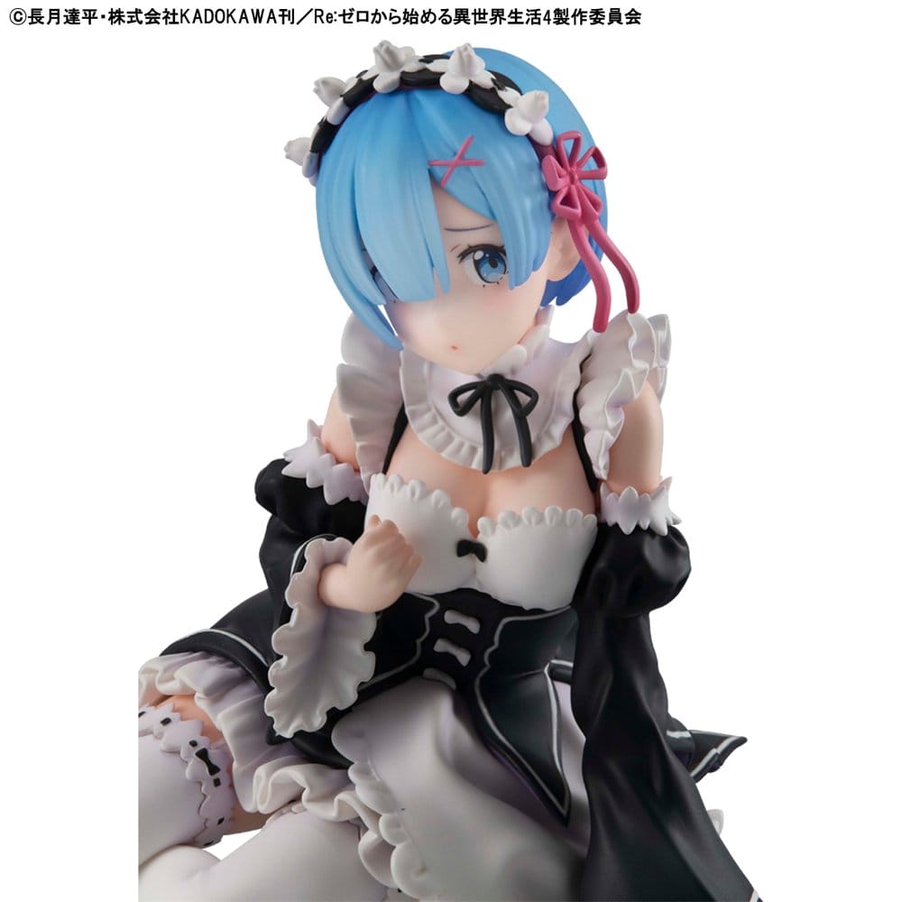 Re:ZERO -Starting Life in Another World- Melty Princess PVC Figure Palm Size Rem (Repeat) - Megahouse Statues