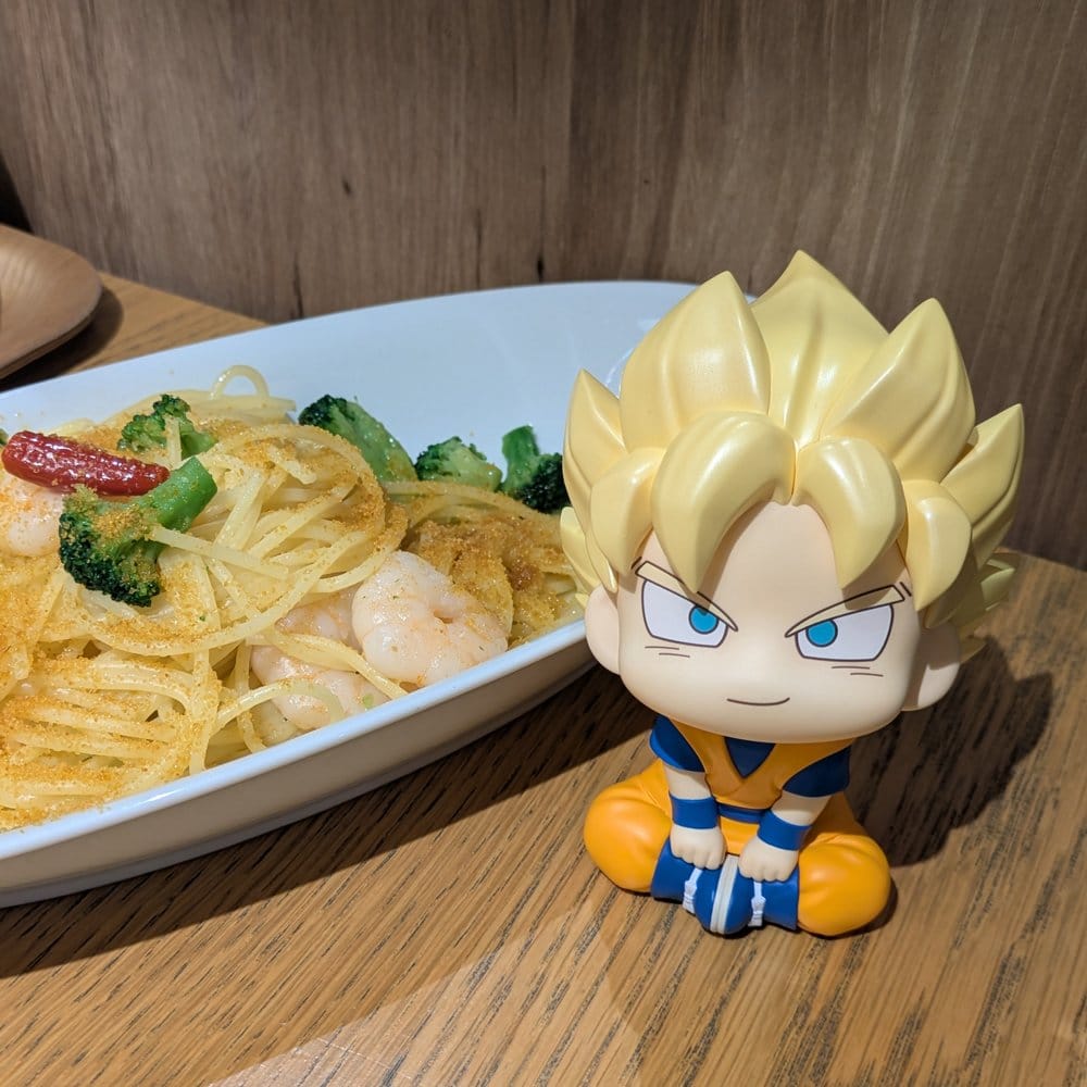 Dragon Ball DAIMA Look Up PVC Figure Super Saiyan Son Goku (mini) 11 cm - Megahouse Statues
