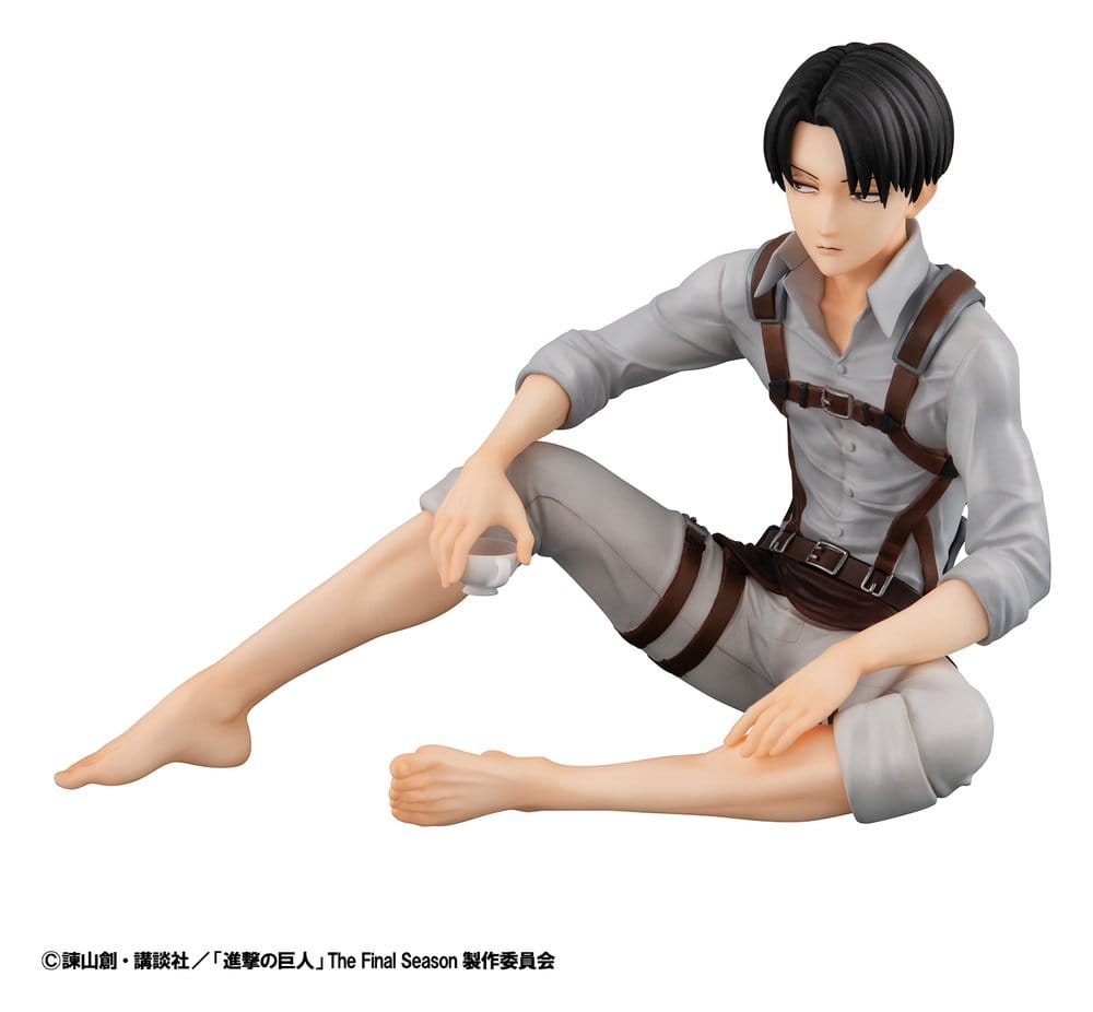 Attack on Titan G.E.M. Series PVC Figure Squad Captain Levi Palm Size - Megahouse Statues