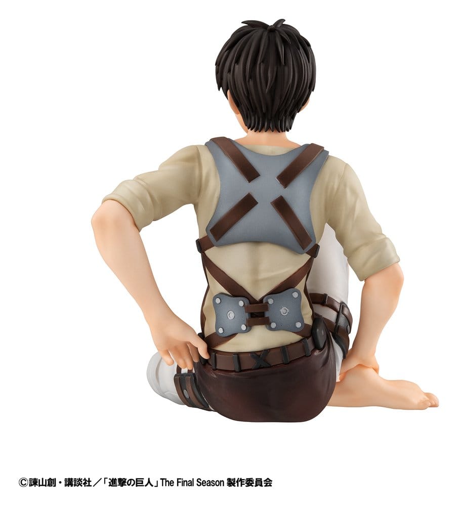Attack on Titan G.E.M. Series PVC Figures 2-Pack Eren Yeager & Squad Captain Levi Palm Size - Megahouse Statues