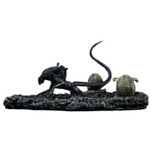 Aliens (Film) Ultimate Diorama Masterline Statue Warrior Xenomorph for Queen Alien 23 cm - Prime 1 Studio Statues