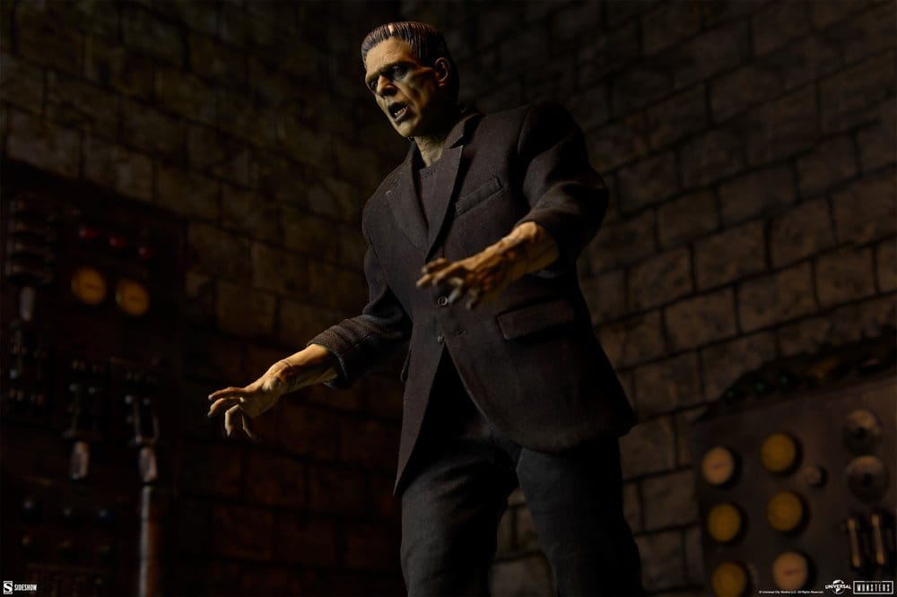 Universal Monsters Action Figure 1/6 Frankenstein (Deluxe Plus Edition) 33 cm - Sideshow Collectibles Action Figures